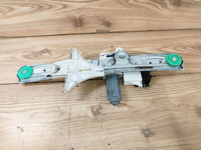 bontott OPEL VECTRA C Jobb hátsó Ablakemelő Szerkezet (Elektromos)