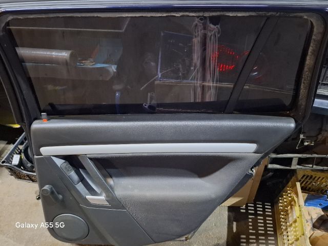 bontott OPEL VECTRA C Jobb hátsó Ajtó (Részeivel)