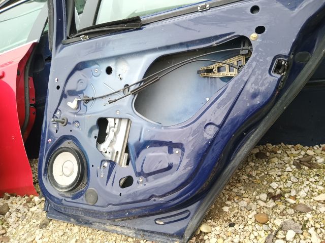 bontott OPEL VECTRA C Jobb hátsó Ajtó (Részeivel)