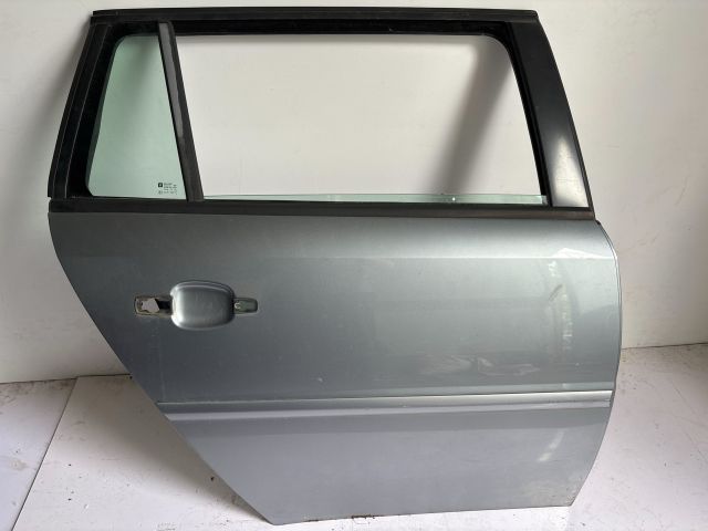 bontott OPEL VECTRA C Jobb hátsó Ajtó (Részeivel)