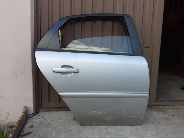 bontott OPEL VECTRA C Jobb hátsó Ajtó (Üres lemez)
