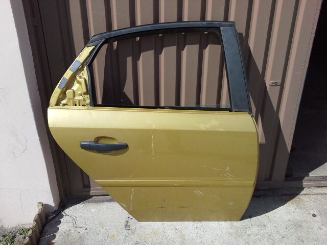 bontott OPEL VECTRA C Jobb hátsó Ajtó (Üres lemez)