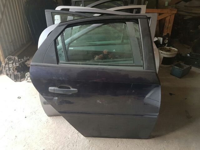 bontott OPEL VECTRA C Jobb hátsó Ajtó (Üres lemez)