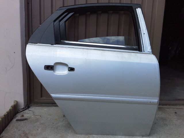bontott OPEL VECTRA C Jobb hátsó Ajtó (Üres lemez)