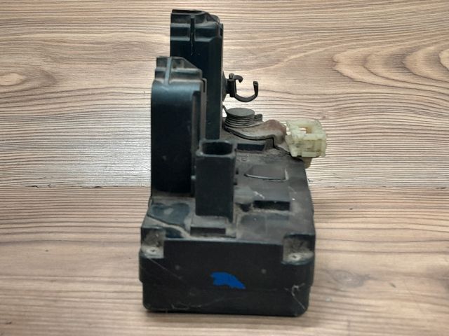 bontott OPEL VECTRA C Jobb hátsó Ajtózár