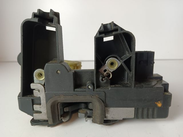 bontott OPEL VECTRA C Jobb hátsó Ajtózár