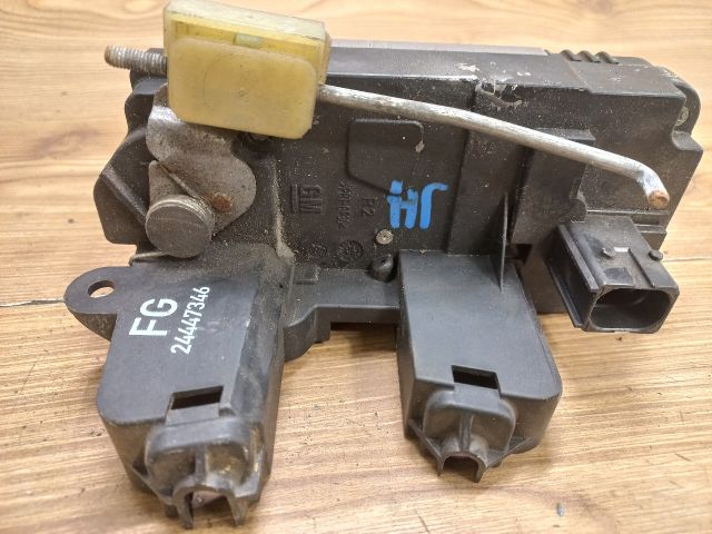 bontott OPEL VECTRA C Jobb hátsó Ajtózár