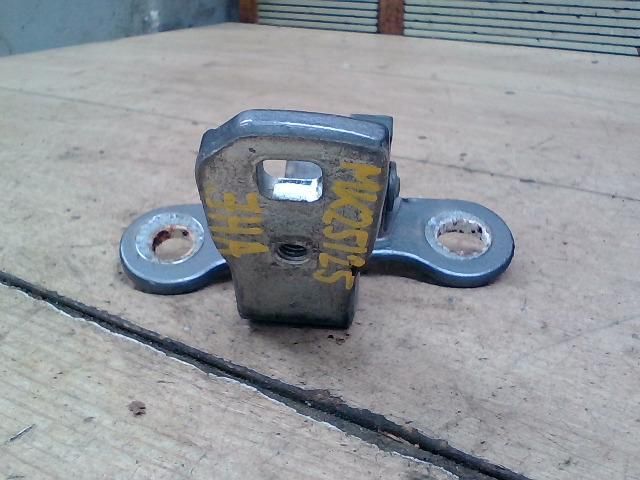 bontott OPEL VECTRA C Jobb hátsó Alsó Zsanér