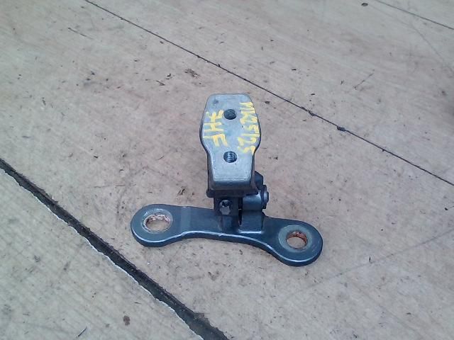 bontott OPEL VECTRA C Jobb hátsó Felső Zsanér