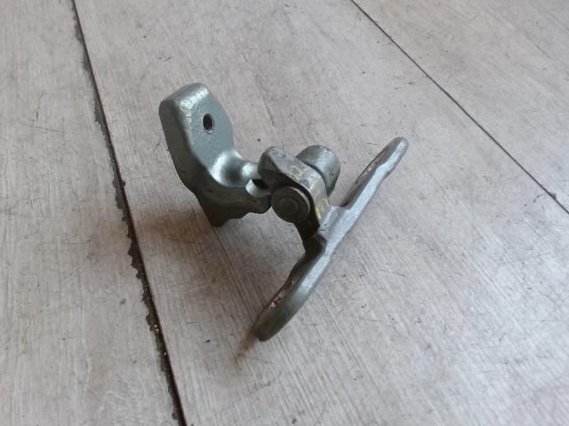 bontott OPEL VECTRA C Jobb hátsó Felső Zsanér