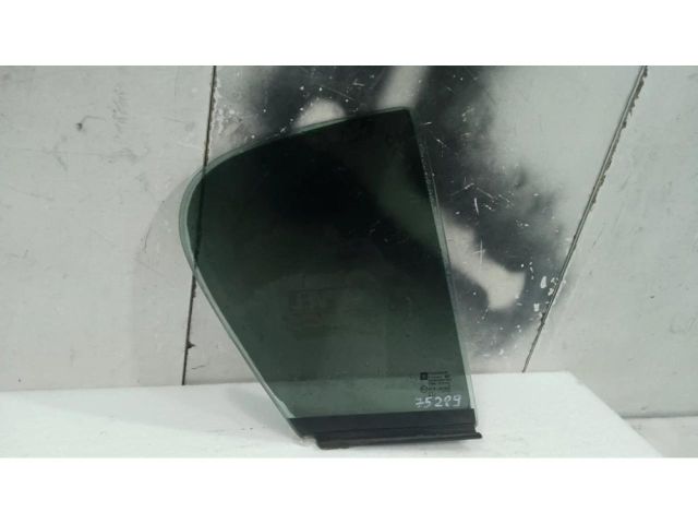 bontott OPEL VECTRA C Jobb hátsó Fixüveg (Ajtóban)