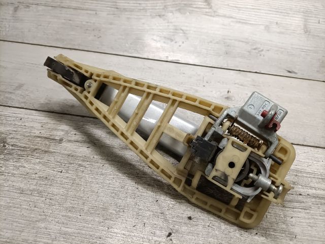 bontott OPEL VECTRA C Jobb hátsó Külső Kilincs