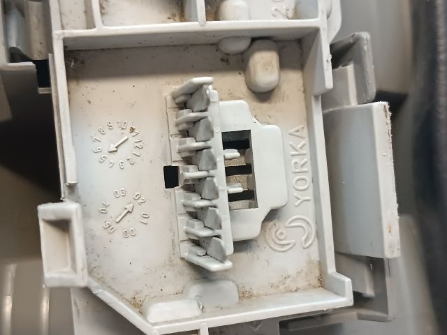 bontott OPEL VECTRA C Jobb Hátsó Lámpa