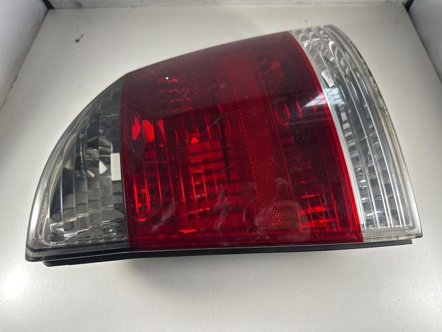 bontott OPEL VECTRA C Jobb Hátsó Lámpa