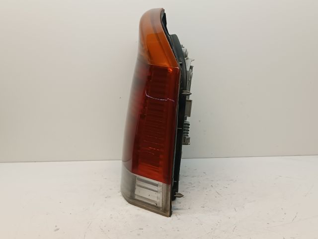 bontott OPEL VECTRA C Jobb Hátsó Lámpa