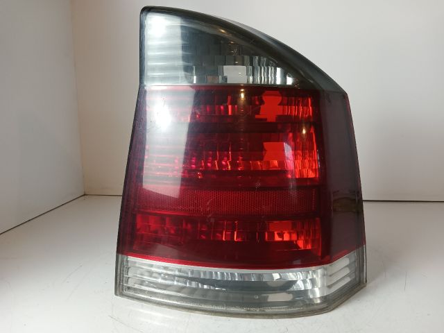 bontott OPEL VECTRA C Jobb Hátsó Lámpa