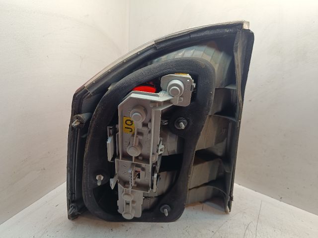 bontott OPEL VECTRA C Jobb Hátsó Lámpa