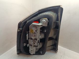 bontott OPEL VECTRA C Jobb Hátsó Lámpa