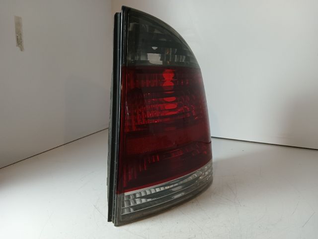bontott OPEL VECTRA C Jobb Hátsó Lámpa