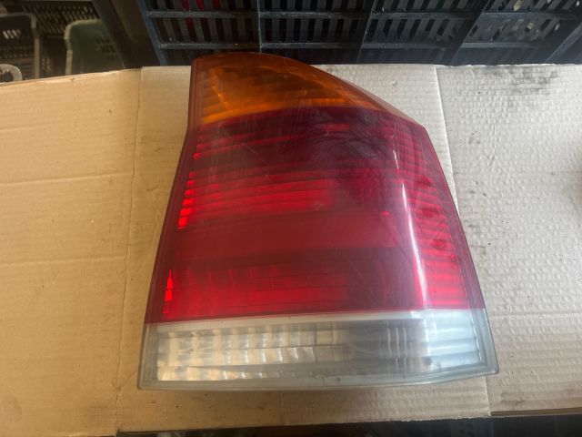 bontott OPEL VECTRA C Jobb Hátsó Lámpa