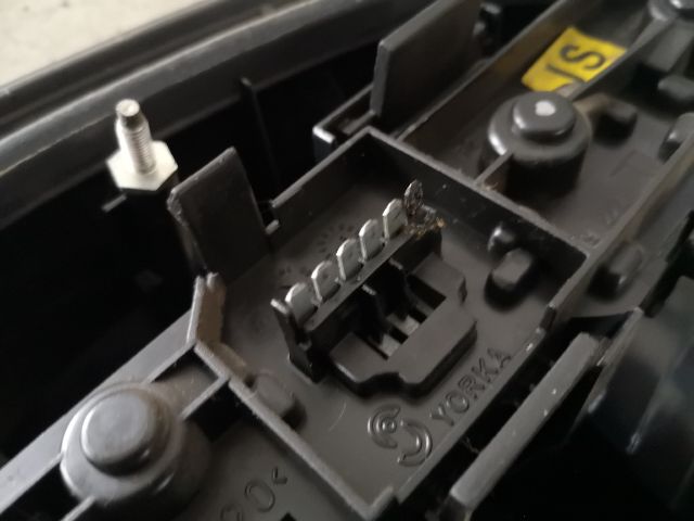 bontott OPEL VECTRA C Jobb Hátsó Lámpa