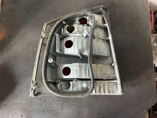 bontott OPEL VECTRA C Jobb Hátsó Lámpa