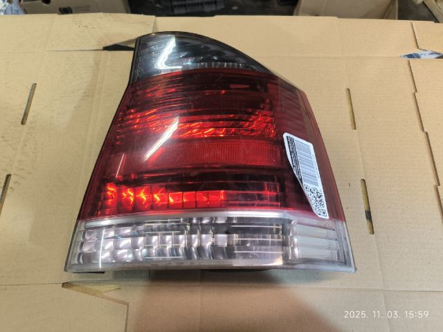 bontott OPEL VECTRA C Jobb Hátsó Lámpa