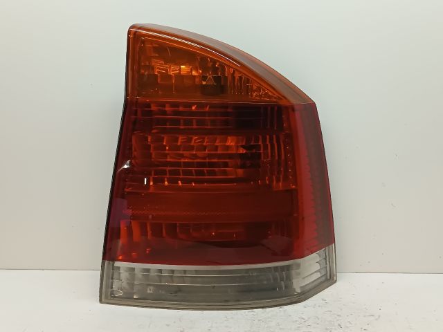 bontott OPEL VECTRA C Jobb Hátsó Lámpa