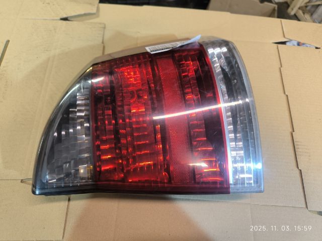 bontott OPEL VECTRA C Jobb Hátsó Lámpa