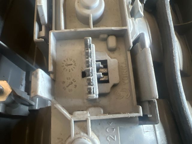 bontott OPEL VECTRA C Jobb Hátsó Lámpa