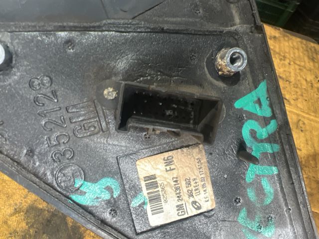 bontott OPEL VECTRA C Jobb Visszapillantó Tükör (Elektromos)