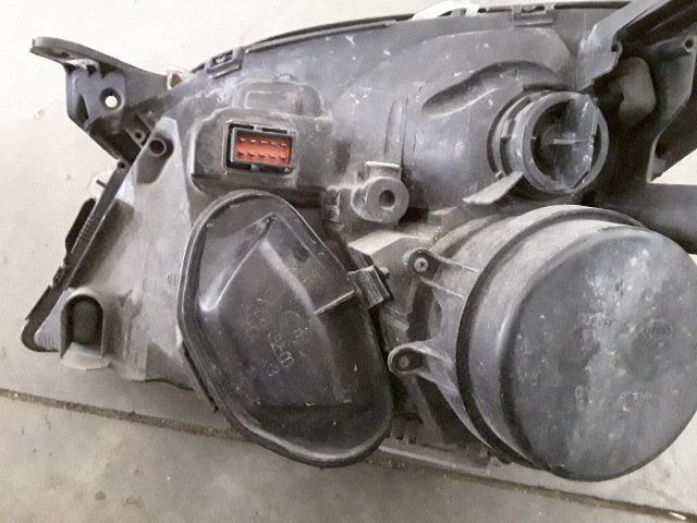 bontott OPEL VECTRA C Jobb Xenon Fényszóró