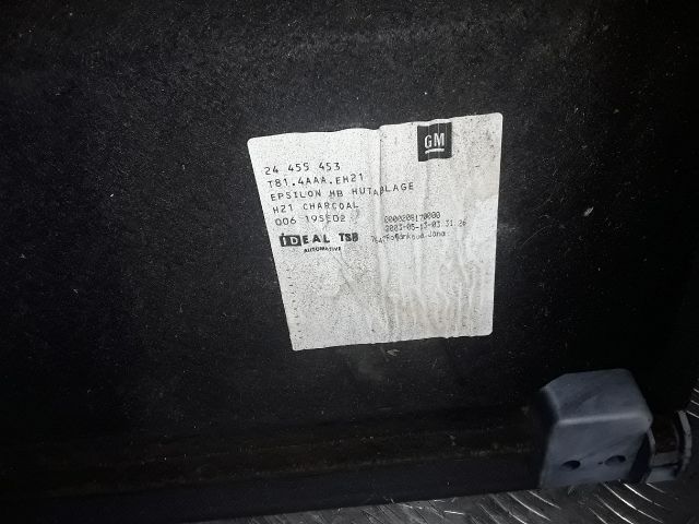 bontott OPEL VECTRA C Kalaptartó