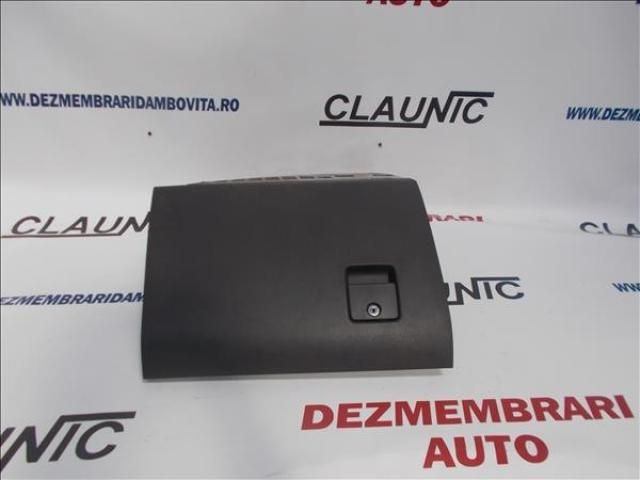 bontott OPEL VECTRA C Kesztyűtartó