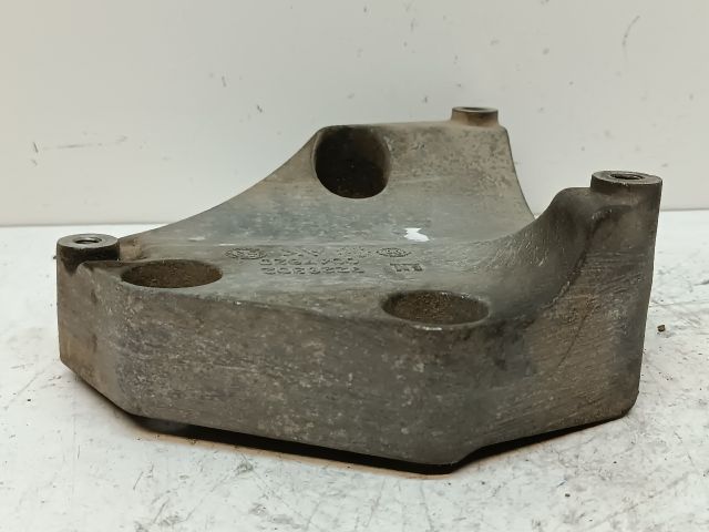 bontott OPEL VECTRA C Klímakompresszor Tartó Bak