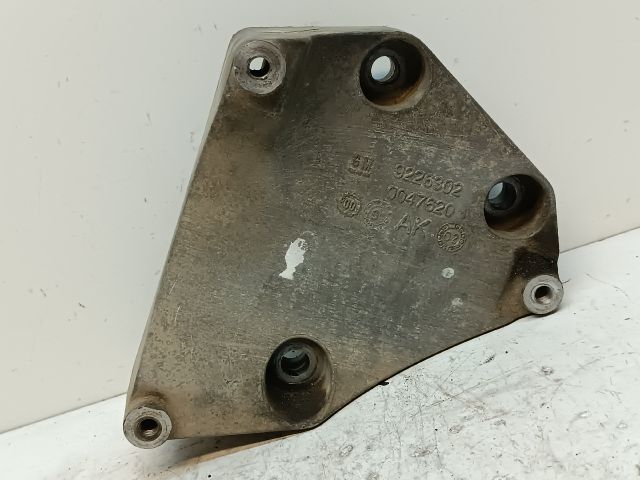 bontott OPEL VECTRA C Klímakompresszor Tartó Bak