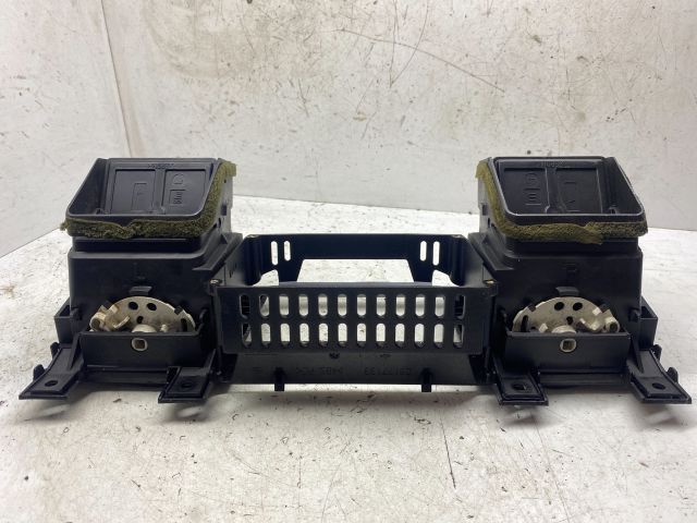 bontott OPEL VECTRA C Középső Szellőző