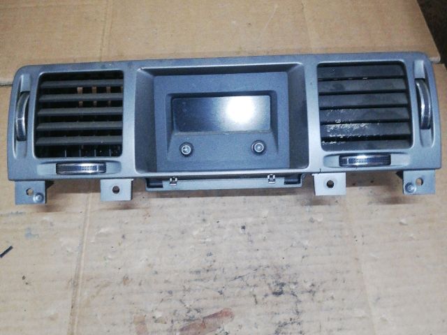 bontott OPEL VECTRA C Középső Szellőző