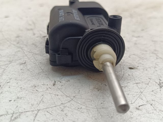 bontott OPEL VECTRA C Központizár Motor Tankajtó