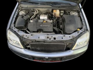 bontott OPEL VECTRA C Motorháztető Jobb Zsanér