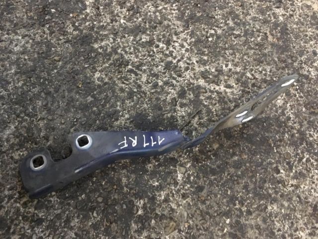 bontott OPEL VECTRA C Motorháztető Jobb Zsanér