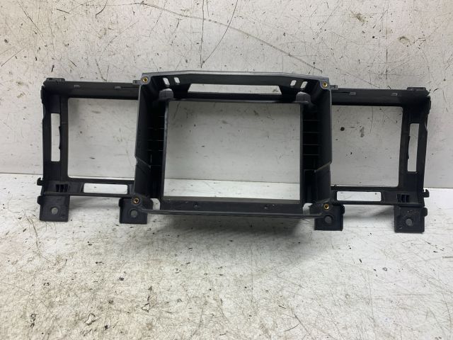 bontott OPEL VECTRA C Multifunkciós Kijelző Keret