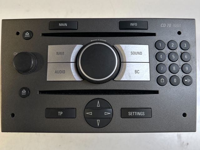 bontott OPEL VECTRA C Rádió / CD