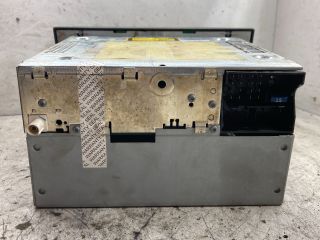 bontott OPEL VECTRA C Rádió / CD