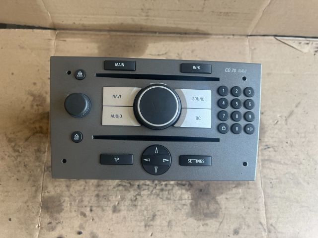 bontott OPEL VECTRA C Rádió / CD