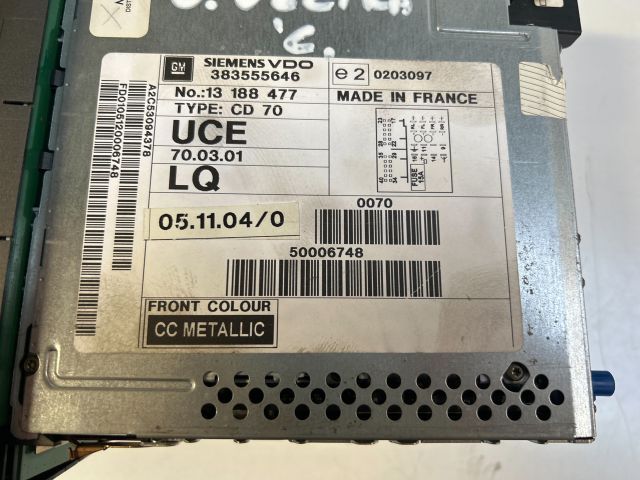 bontott OPEL VECTRA C Rádió / CD