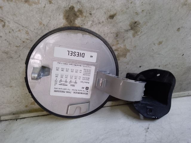 bontott OPEL VECTRA C Tankajtó