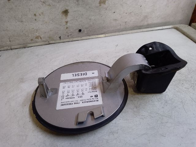 bontott OPEL VECTRA C Tankajtó