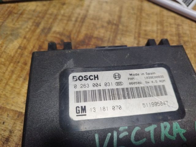 bontott OPEL VECTRA C Tolatóradar Elektronika