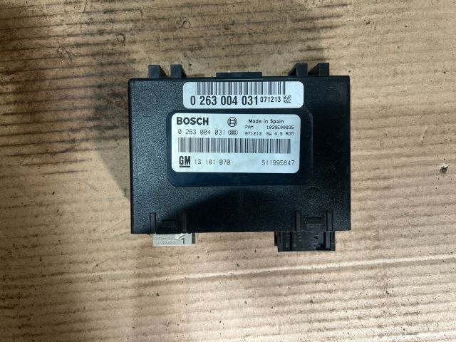 bontott OPEL VECTRA C Tolatóradar Elektronika